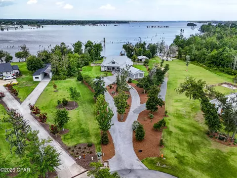 9701 Summer Creek Dr, Panama City, FL 32409