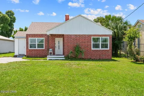1115 Mckenzie Ave, Panama City, FL 32401
