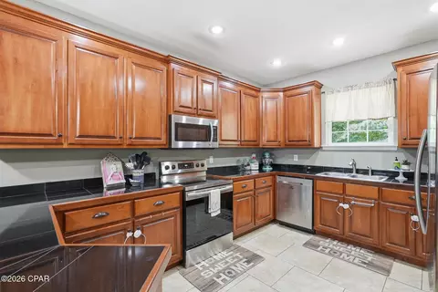 Kitchen - 3995 Quail Ave, Chipley, FL 32428 photo 1 of 4