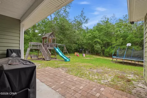 Exterior - 3995 Quail Ave, Chipley, FL 32428 photo 5 of 11