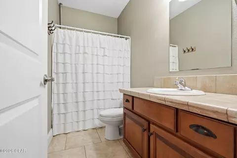Bath - 3995 Quail Ave, Chipley, FL 32428 photo 4 of 4