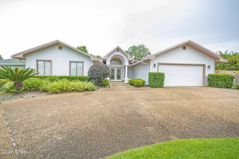 390 Wahoo Rd, Panama City, FL 32408