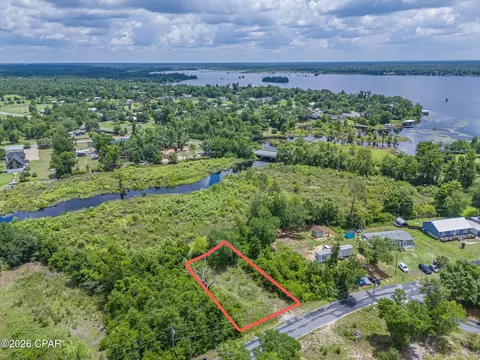 3805 Sherrett Dr, Panama City, FL 32409