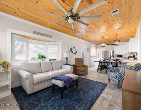 608 Seabreeze Dr, Panama City Beach, FL 32408