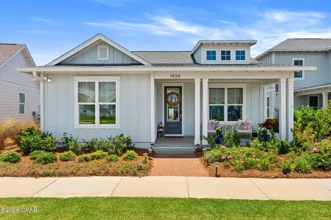 1904 Royal Tern St, Panama City, FL 32405