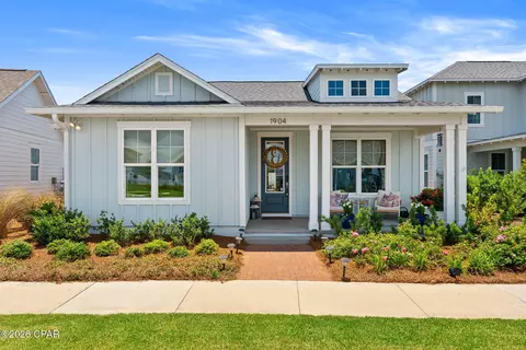 1904 Royal Tern St, Panama City, FL 32405