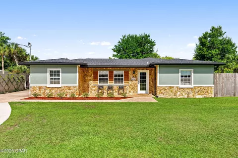 406 Illinois Ave, Lynn Haven, FL 32444