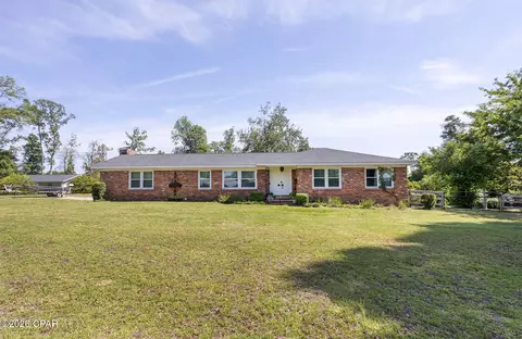 4921 Tall Pine Dr, Marianna, FL 32446