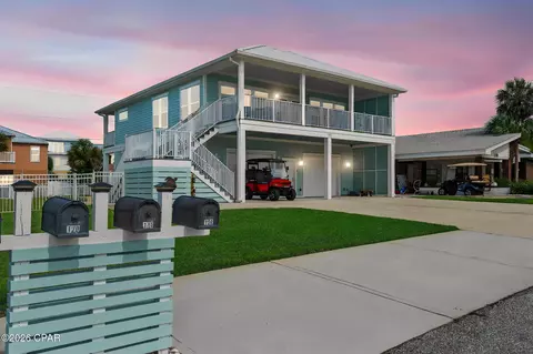 121 Belaire Dr, Panama City Beach, FL 32413