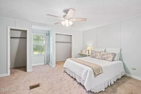 Bedroom - 1561 Snell Rd, Chipley, FL 32428 photo 2 of 4