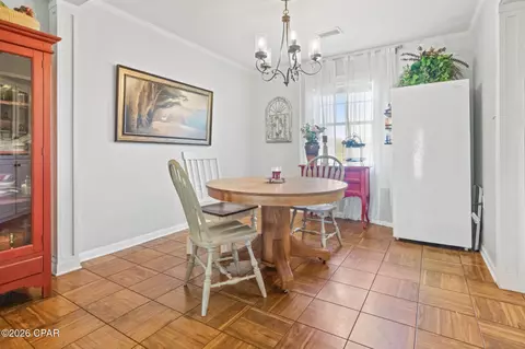 Dining - 1561 Snell Rd, Chipley, FL 32428 photo 4 of 4