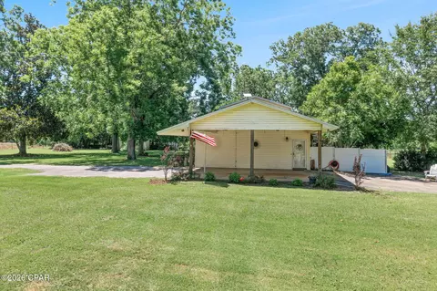 Exterior - 1561 Snell Rd, Chipley, FL 32428 photo 4 of 8