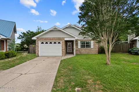 4020 Woodridge Rd, Panama City, FL 32405