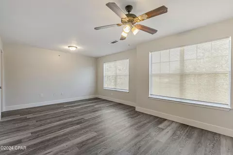Living - 105 Swaying Pine Ct, Crestview, FL 32539 photo 3 of 3