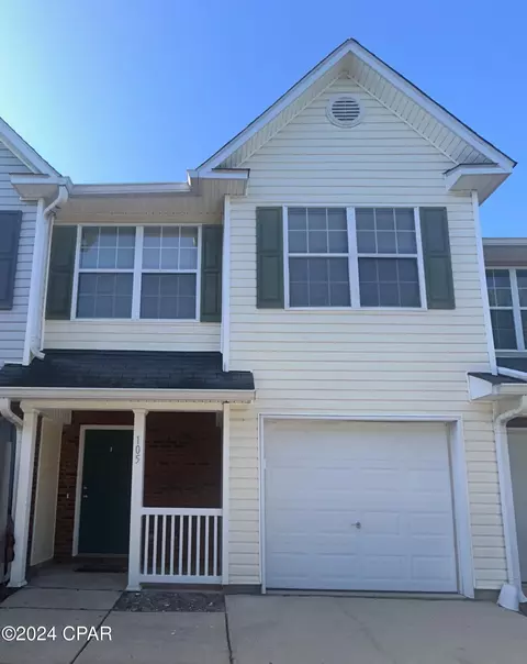 Exterior - 105 Swaying Pine Ct, Crestview, FL 32539 photo 2 of 2