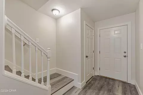 Entry Way - 105 Swaying Pine Ct, Crestview, FL 32539 photo 2 of 3
