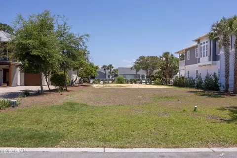 5418 Hopetown Ln, Panama City Beach, FL 32408