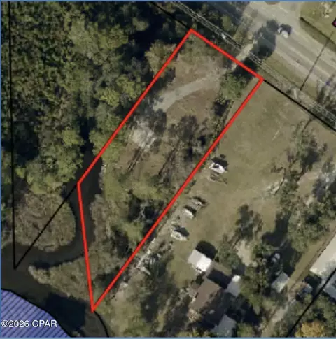 8916 N Lagoon Dr, Panama City, FL 32408