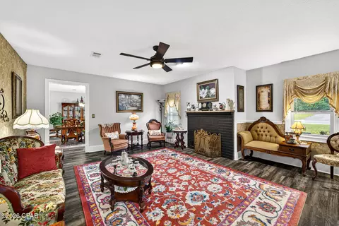 Living - 700 2nd St, Chipley, FL 32428 photo 1 of 6