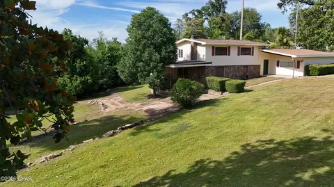 4534 Decatur St, Marianna, FL 32446