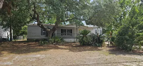22017 Lakeview Dr, Panama City Beach, FL 32413