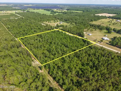 6048 Glenmore Ct, Marianna, FL 32446