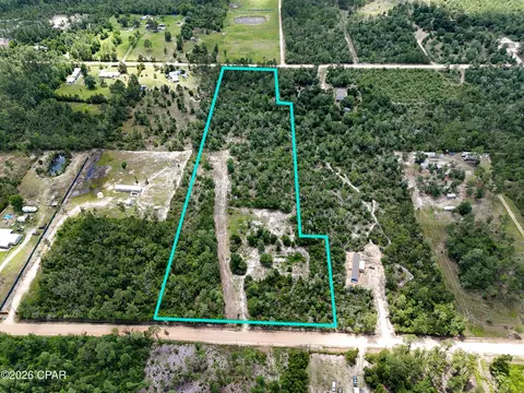 19511 Ross Rd, Fountain, FL 32438