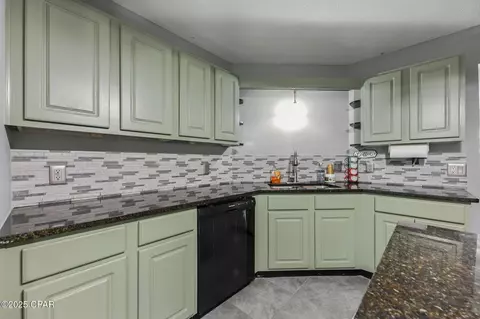 Kitchen - 336 Egan Dr, Crestview, FL 32536 photo 2 of 4
