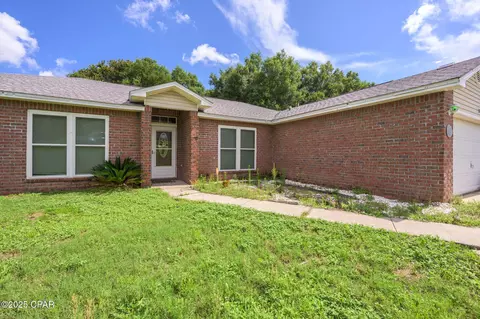 Exterior - 336 Egan Dr, Crestview, FL 32536 photo 4 of 8