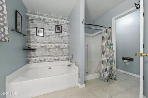 Bath - 336 Egan Dr, Crestview, FL 32536 photo 2 of 3