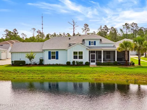 8658 Weekend Dr, Panama City Beach, FL 32413