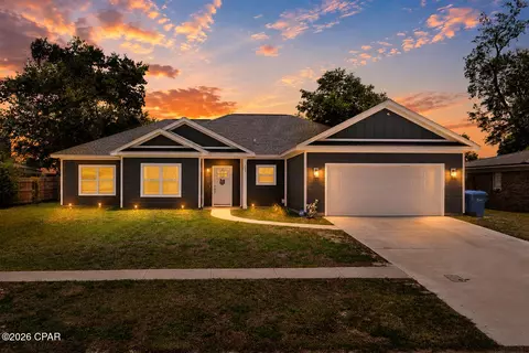 137 H L Sudduth Dr, Panama City, FL 32404