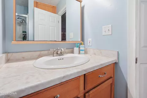 Bath - 3918 Bricknell Ave, Chipley, FL 32428 photo 5 of 5