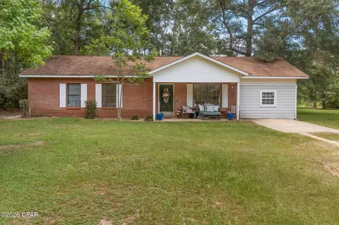940 Jamie Dr, Chipley, FL 32428