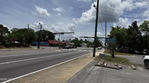 650 S Us Highway 331, Defuniak Springs, FL 32435