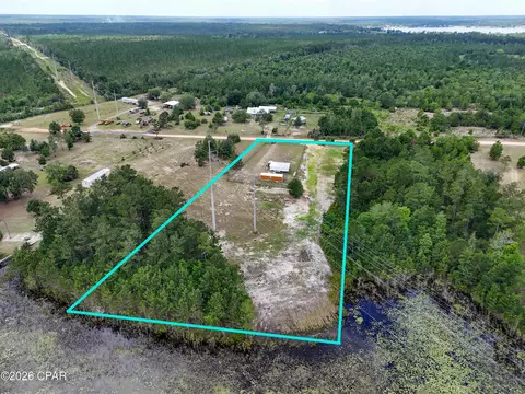 422 Mcduff Dr, Alford, FL 32420