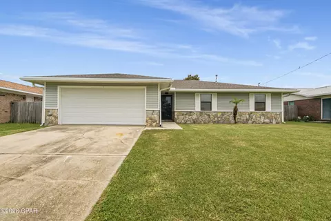 6007 Howard Rd, Panama City, FL 32404
