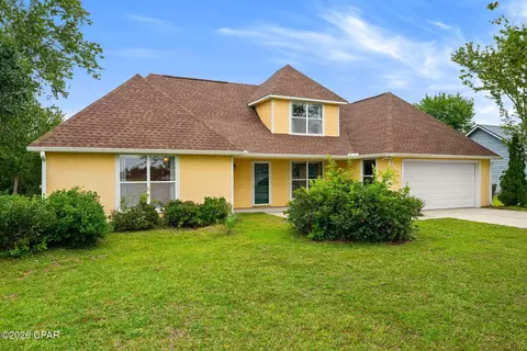 1802 Sutherland Rd, Lynn Haven, FL 32444