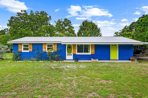 136 E Rogers St, Port St Joe, FL 32456