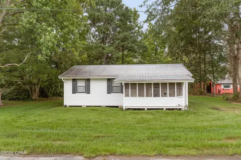 3314 Jackson Ave, Vernon, FL 32462