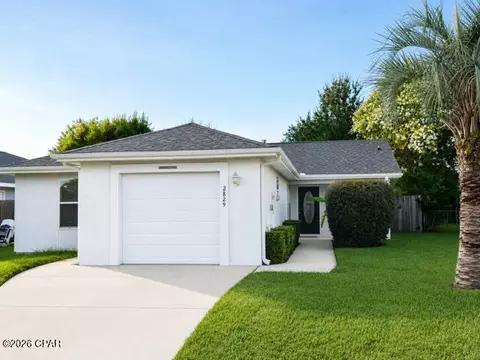 2829 Cynthia Ct, Panama City, FL 32405