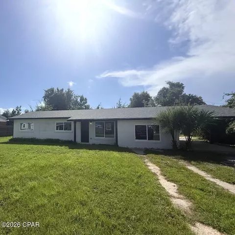 1302 Virginia Ave, Lynn Haven, FL 32444