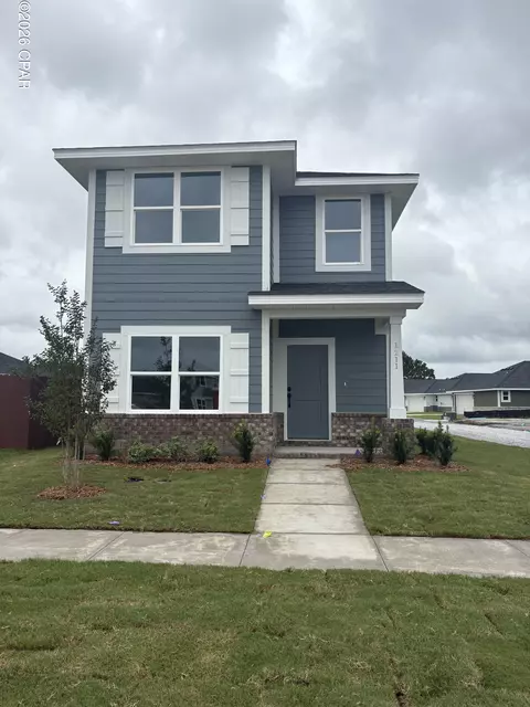 1211 Seafoam St, Panama City, FL 32404