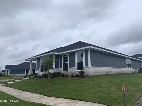 11441 Godart St, Panama City, FL 32404
