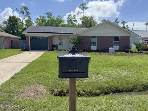 160 Kristine Blvd, Panama City, FL 32404