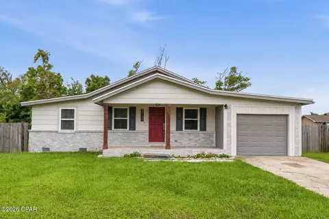 2730 Denise Dr, Panama City, FL 32405