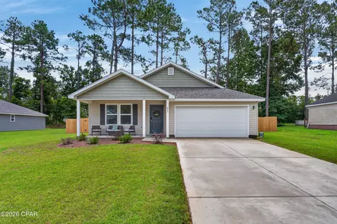 973 Haywood Dr, Chipley, FL 32428