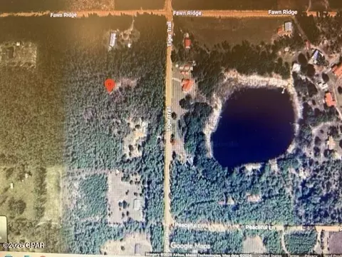 3187 Fawnridge Dr, Chipley, FL 32428