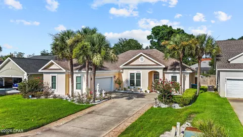 2503 Pelican Bay Dr, Panama City, FL 32408