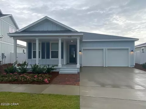 1725 Calamint St, Panama City, FL 32405